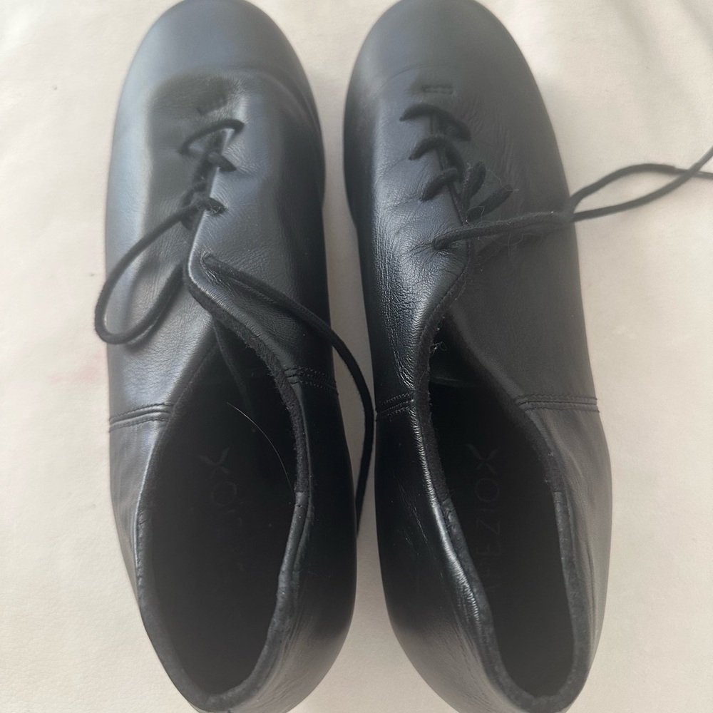 worn for 1 class tap shoes